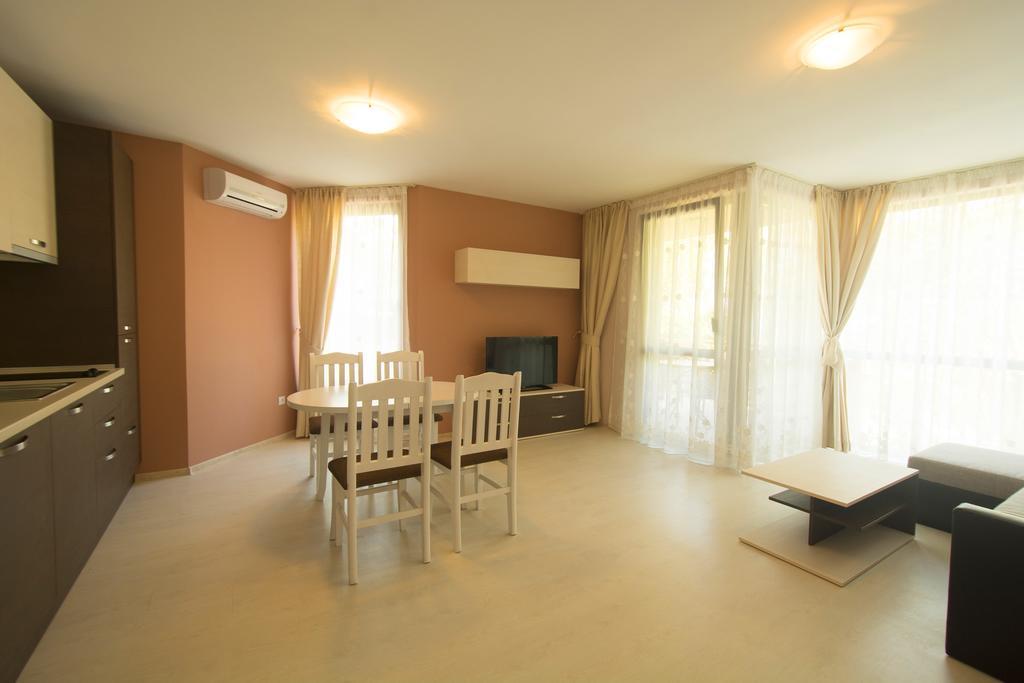 Holiday Village Lozenets Extérieur photo